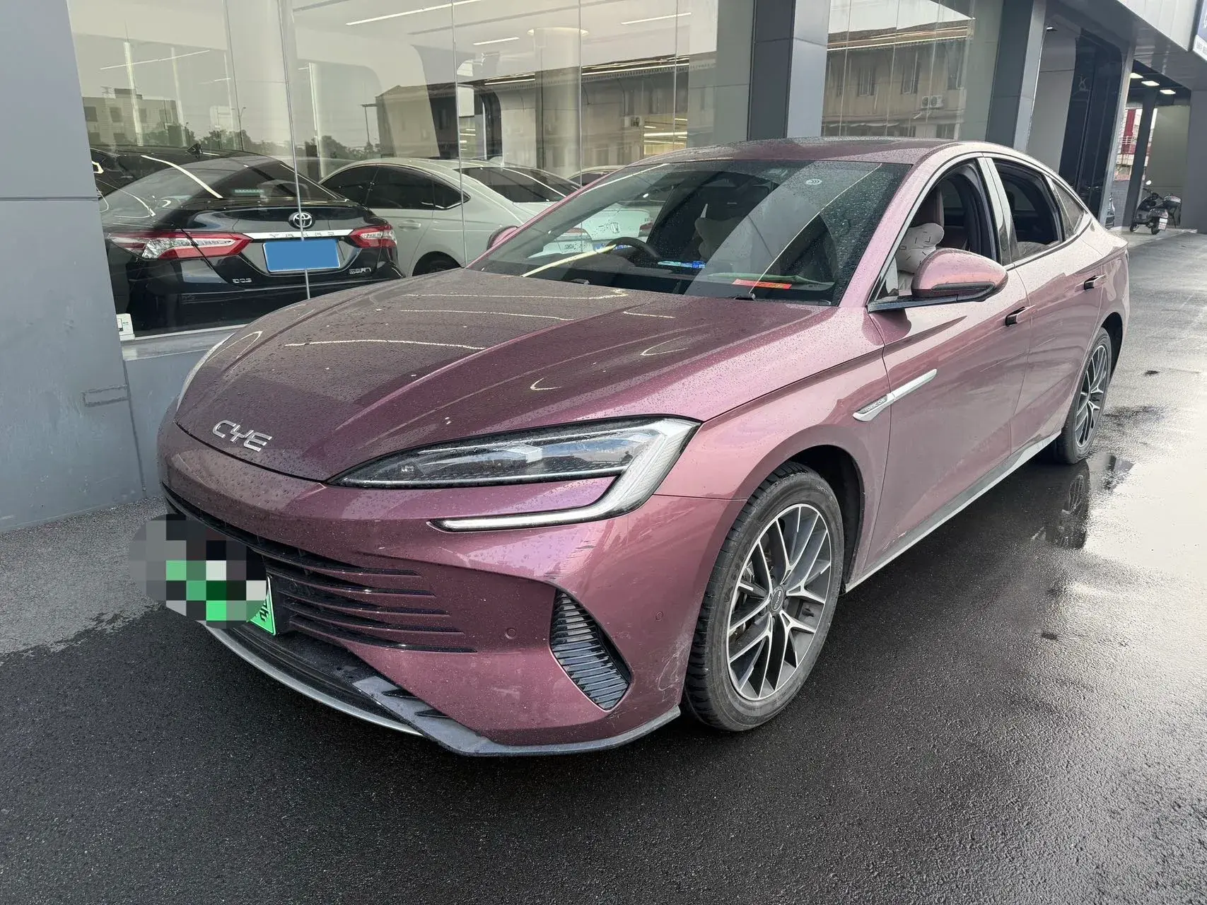 2023 BYD SEAL view 1