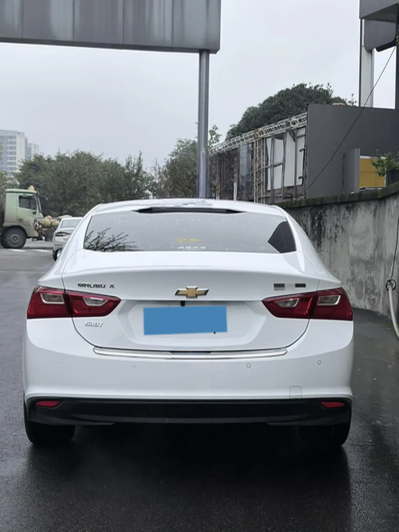 2018 CHEVROLET MALIBU thumbnail 3