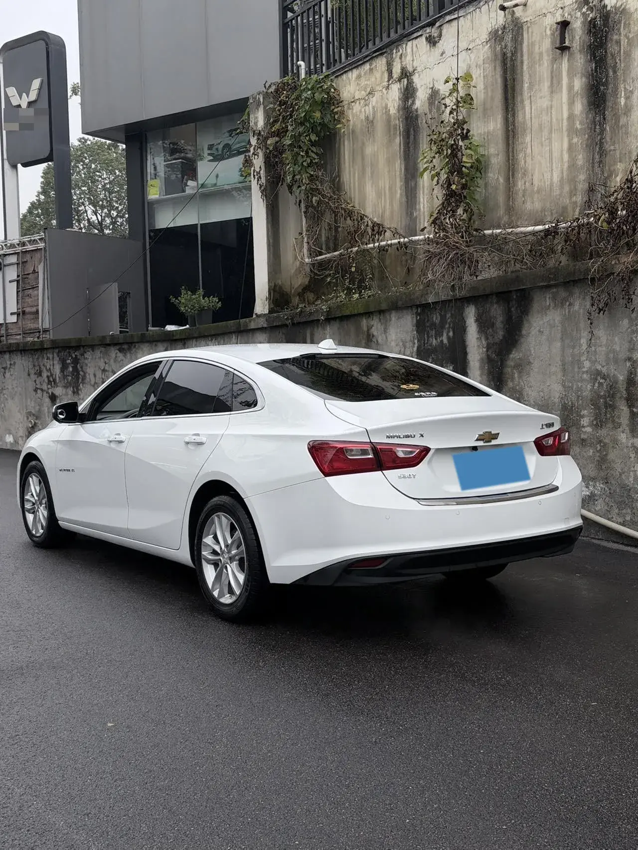 2018 CHEVROLET MALIBU thumbnail 4