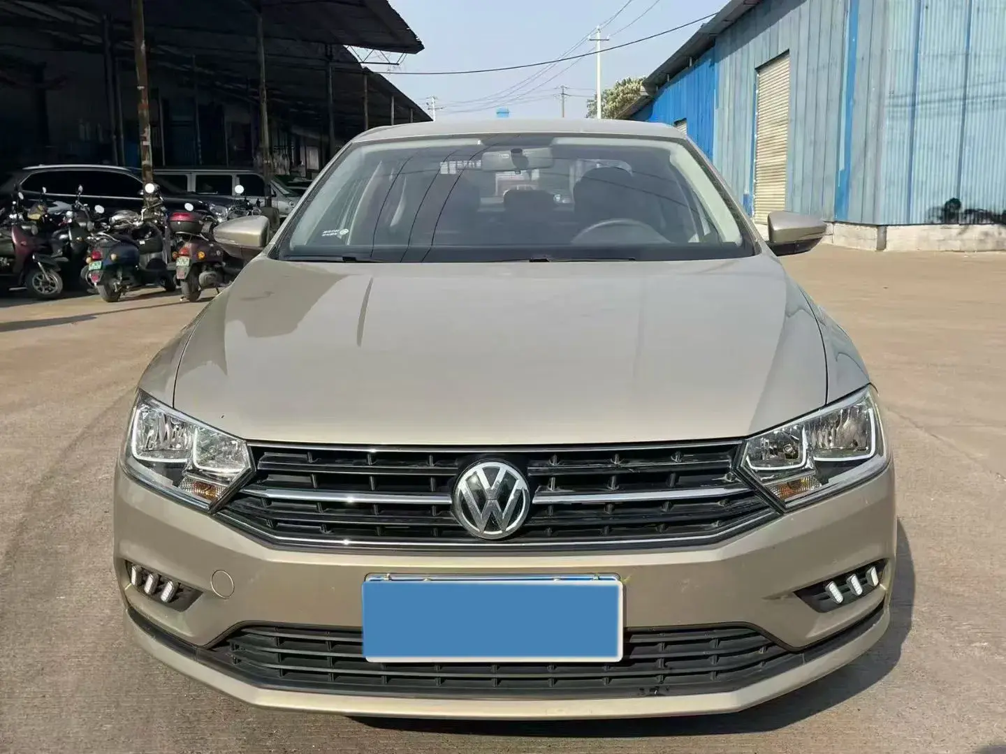 2018 VOLKSWAGEN BORA thumbnail 2