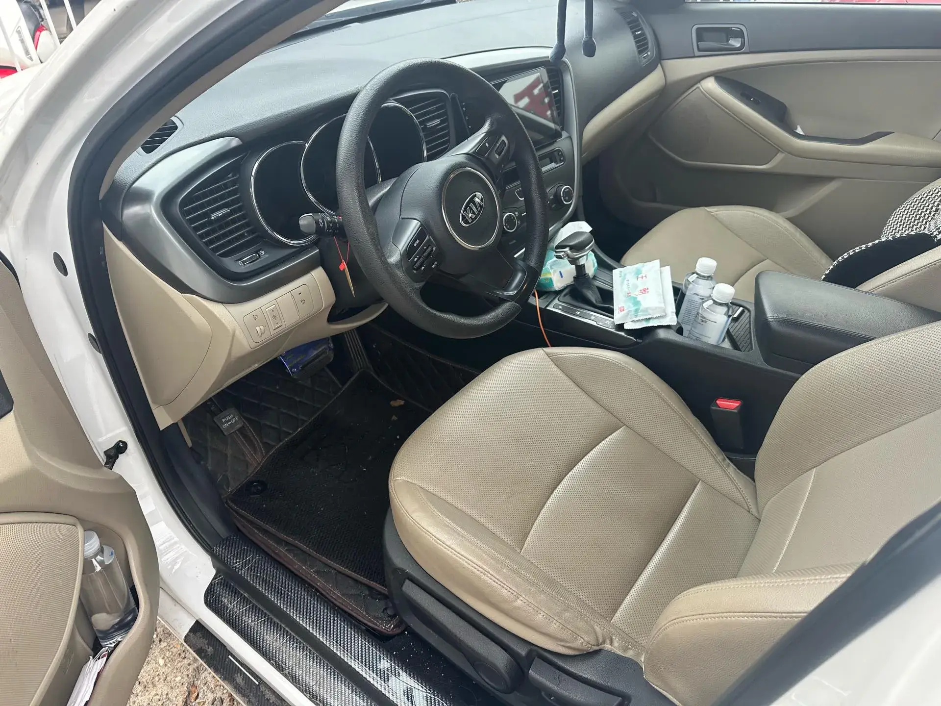 2015 KIA K5 thumbnail 2