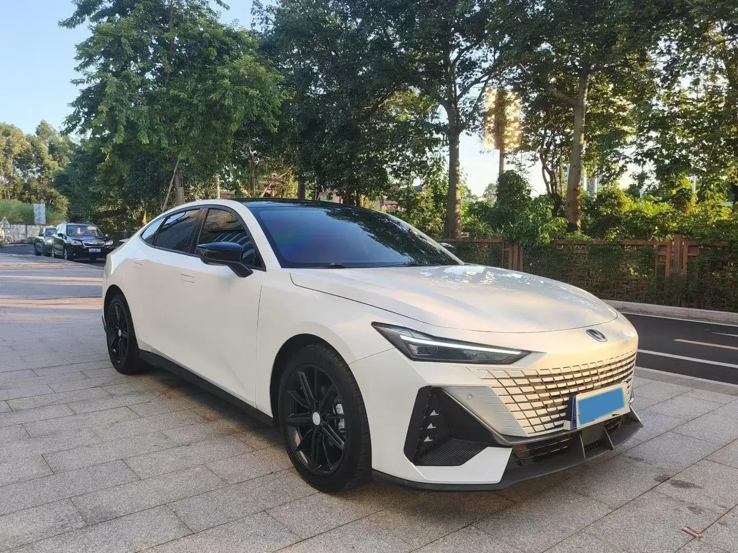 2022 CHANGAN UNI-V thumbnail 3