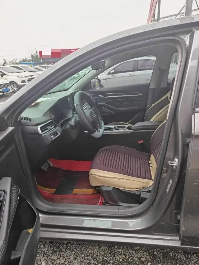 2022 GEELY EMGRAND thumbnail 4