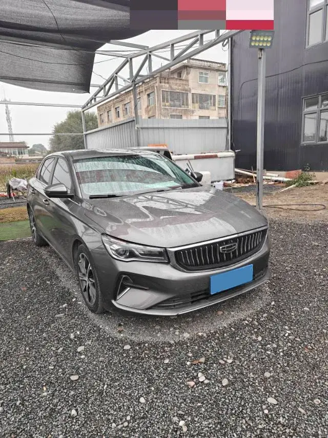 2022 GEELY EMGRAND thumbnail 3