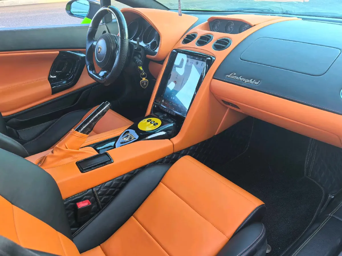 2011 Lamborghini Gallardo 5.2L 560HP V10 6AMT,autocango,china used car exporter,china ev exporter,chinese used car exporter,chinese used ev exporter