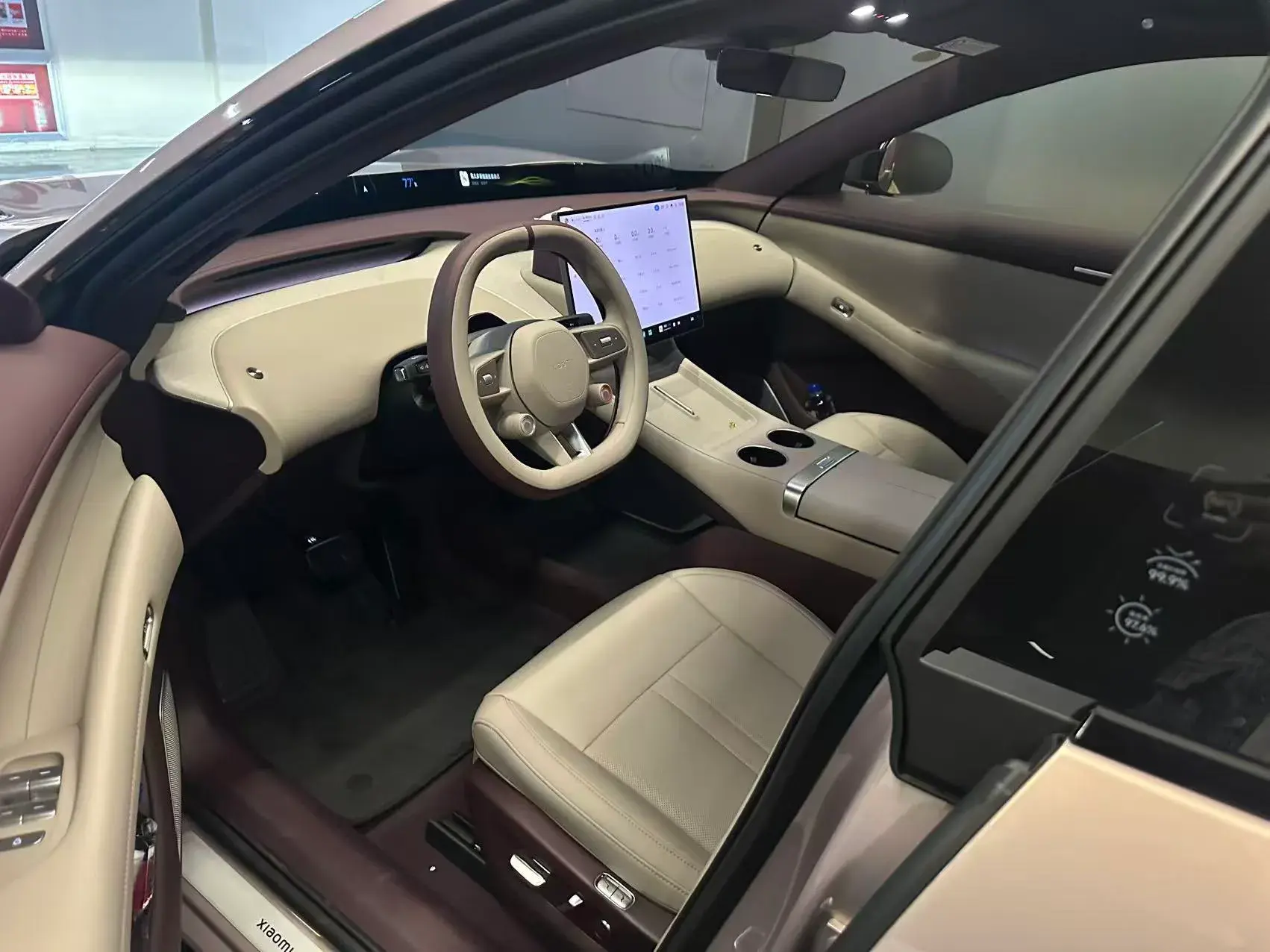 2025 MI YU7 thumbnail 3