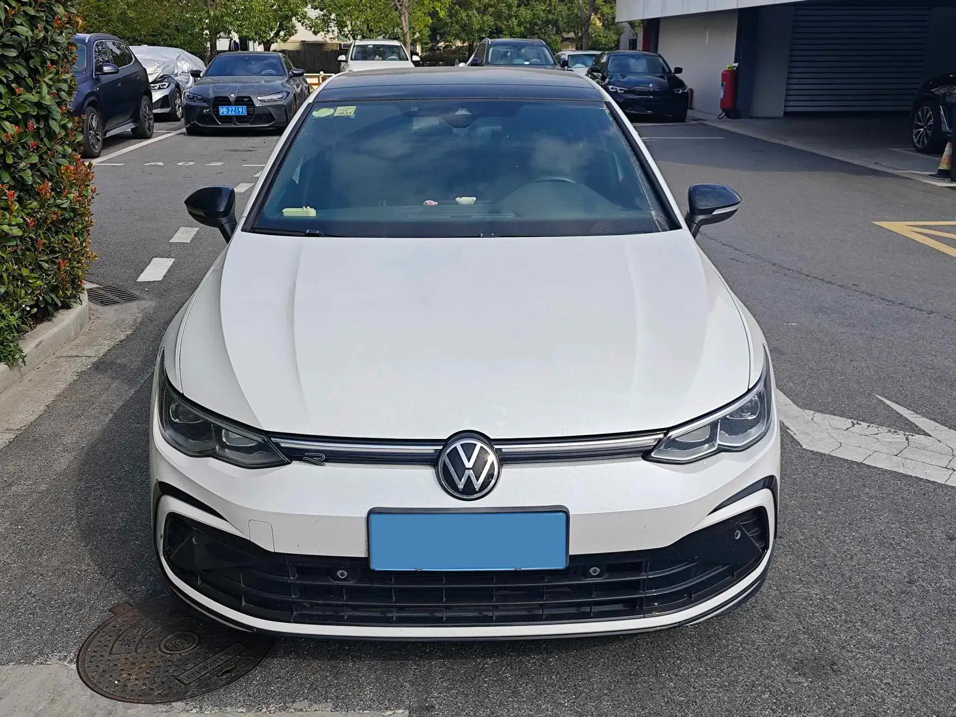 2021 VOLKSWAGEN GOLF thumbnail 2