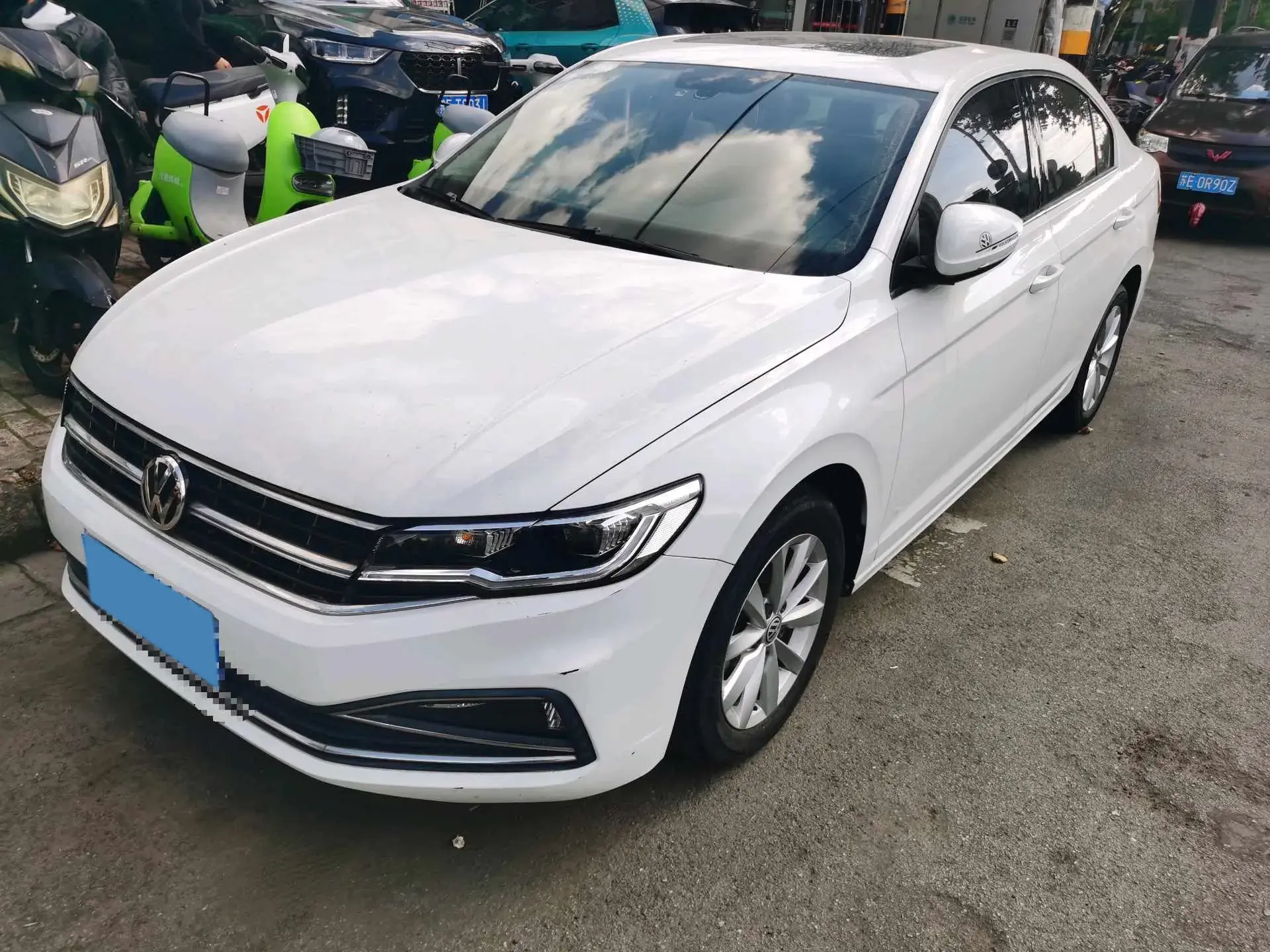 2020 VOLKSWAGEN BORA view 1