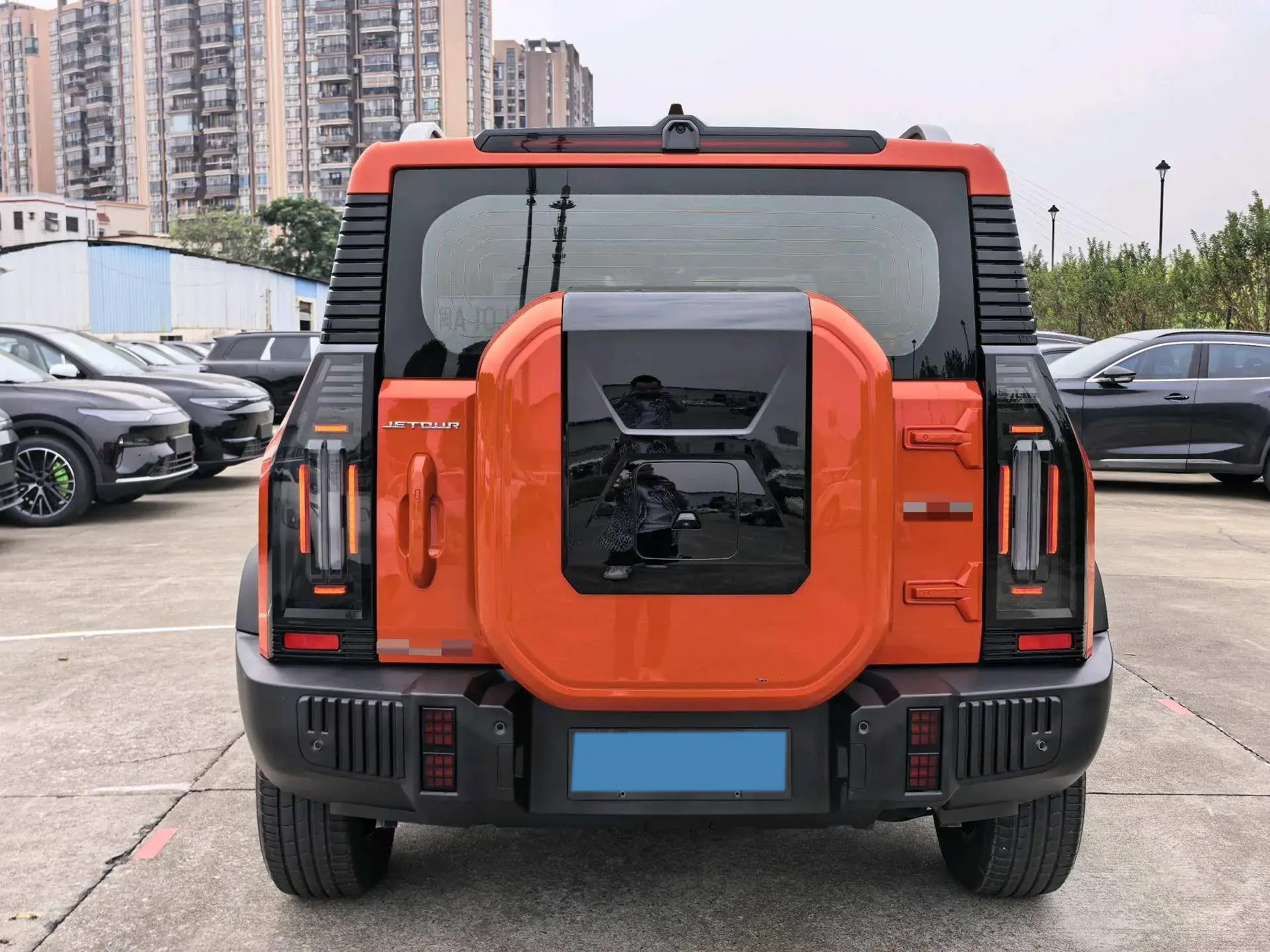 2023 JETOUR TRAVELLER thumbnail 4