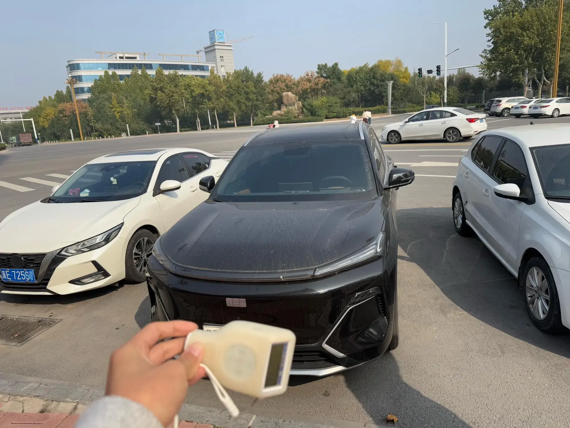 2025 GEELY GALAXY thumbnail 2