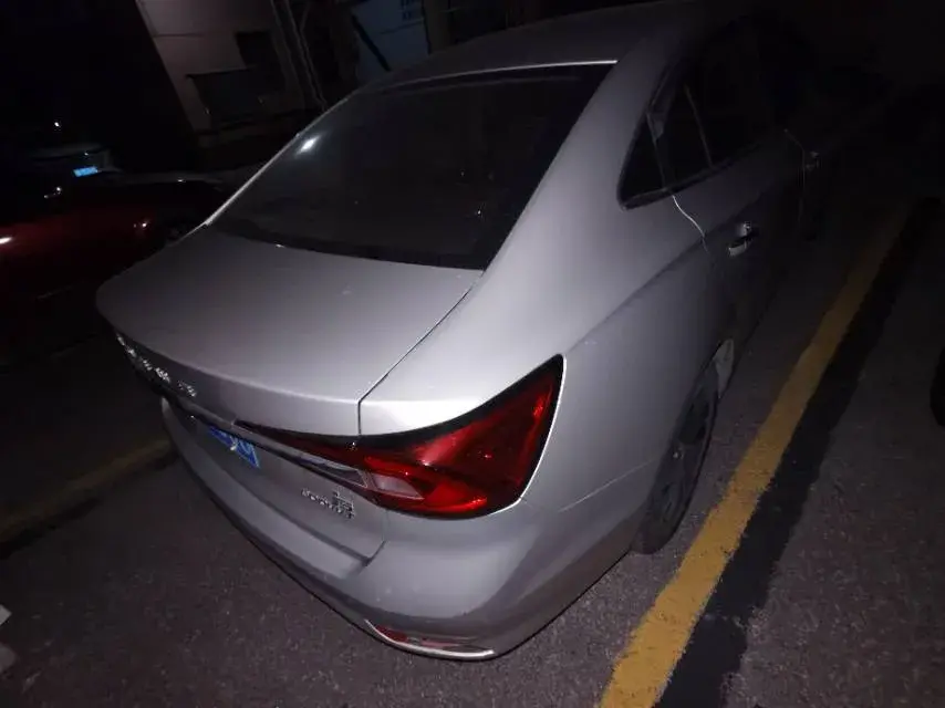 2020 ROEWE I5 thumbnail 4