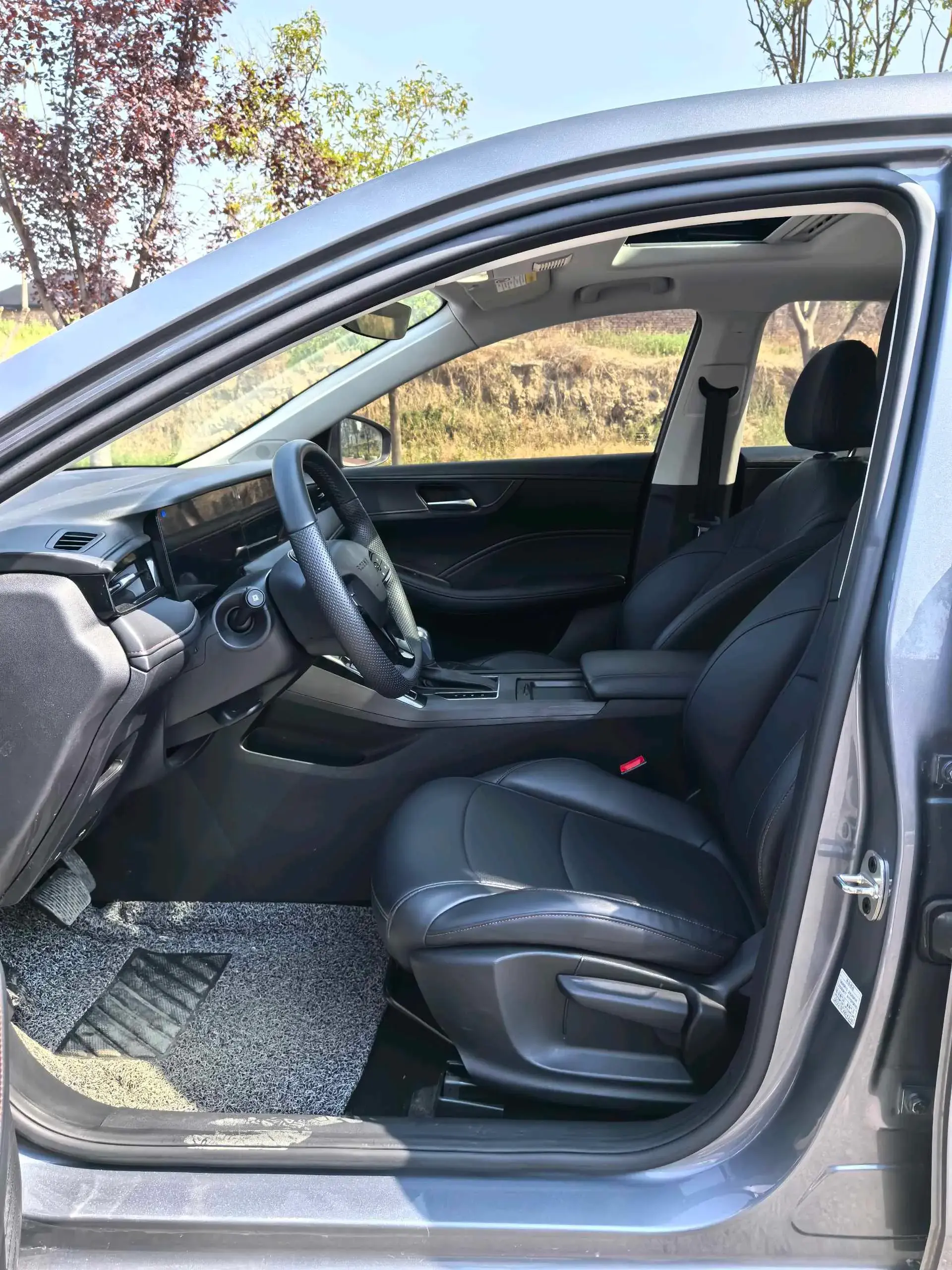 2023 ROEWE I5 thumbnail 4