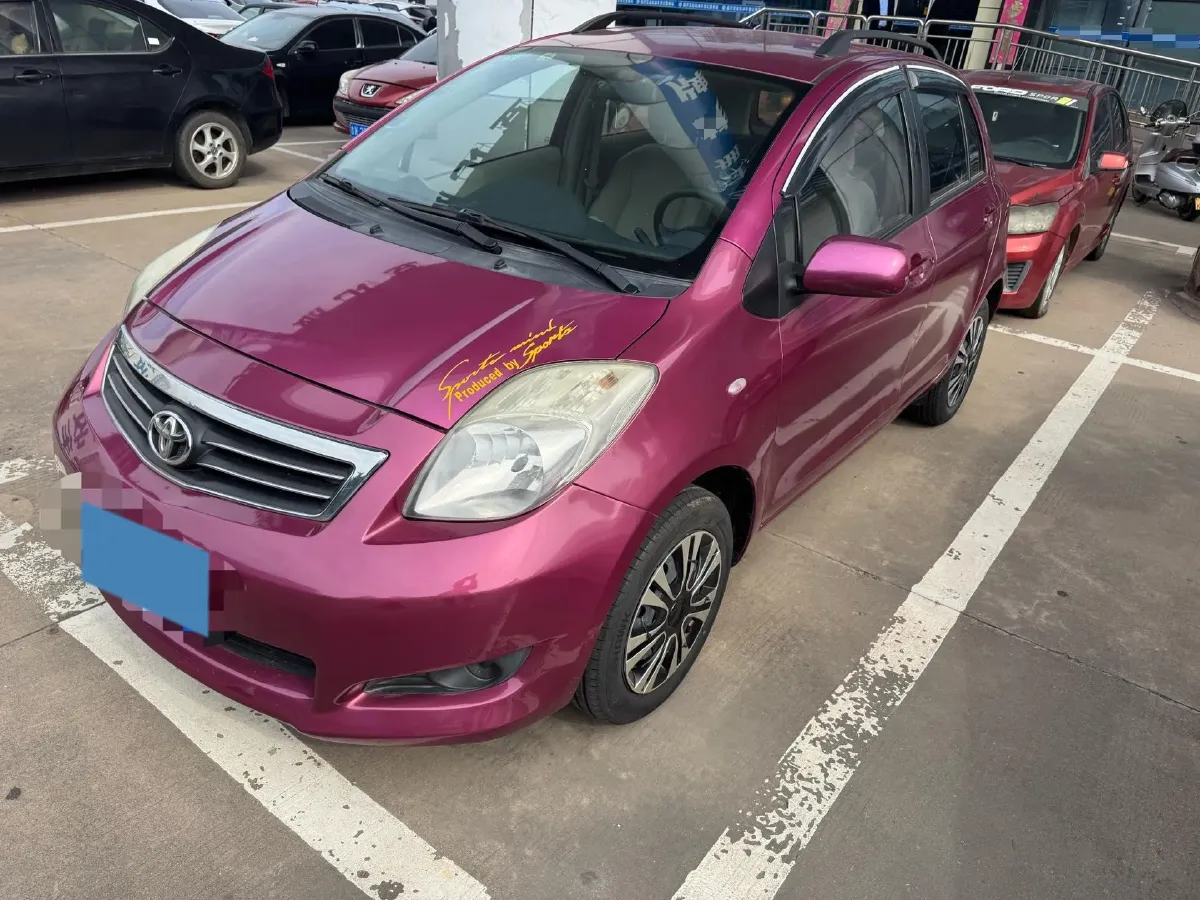 2011 Toyota Yaris 1.6L 118HP L4 4AT,autocango,china used car exporter,china ev exporter,chinese used car exporter,chinese used ev exporter