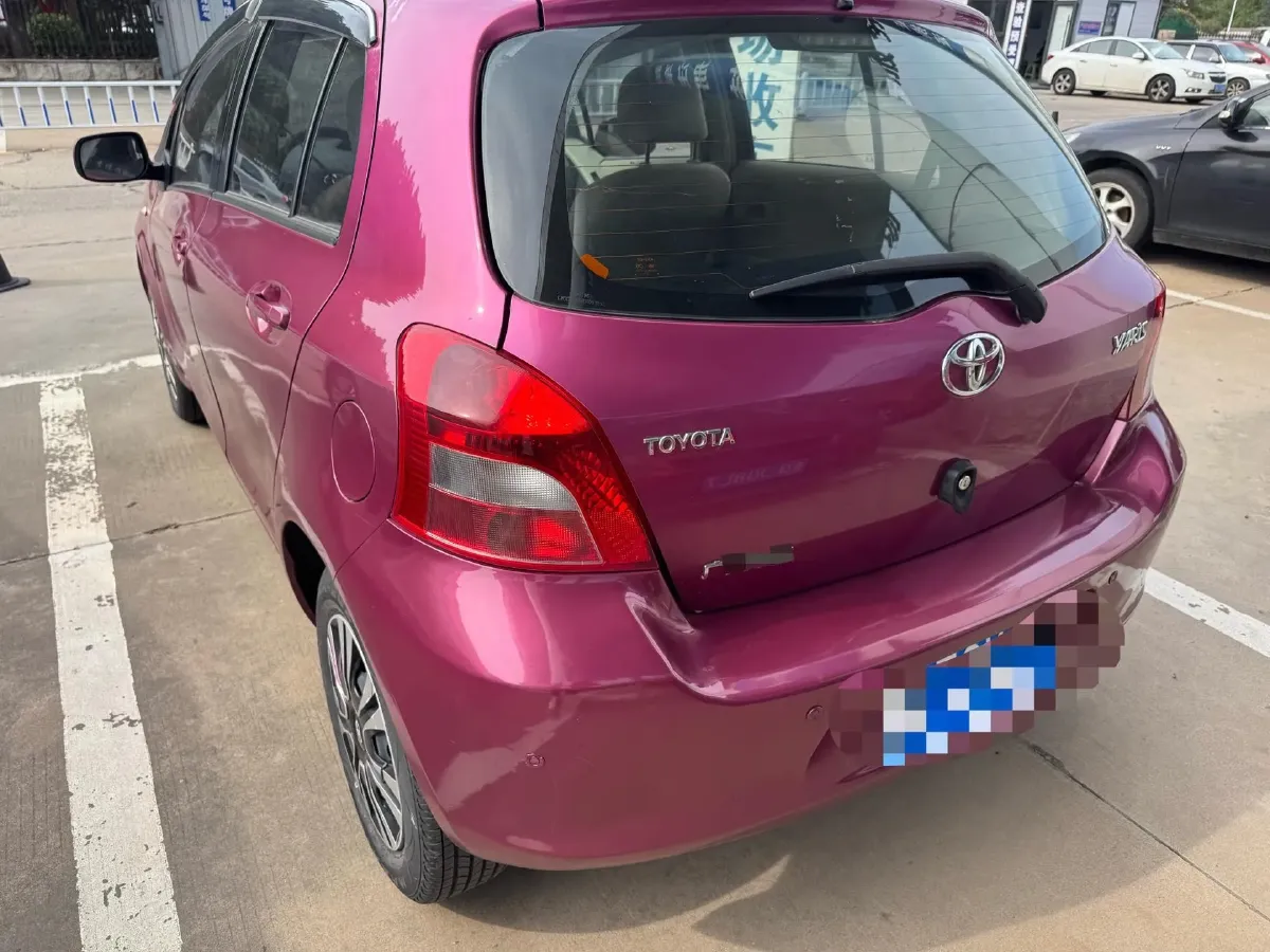 2011 Toyota Yaris 1.6L 118HP L4 4AT,autocango,china used car exporter,china ev exporter,chinese used car exporter,chinese used ev exporter