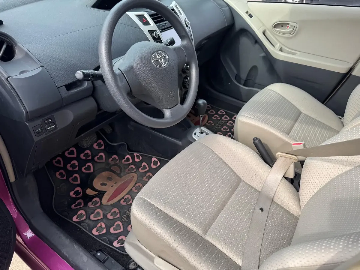 2011 Toyota Yaris 1.6L 118HP L4 4AT,autocango,china used car exporter,china ev exporter,chinese used car exporter,chinese used ev exporter