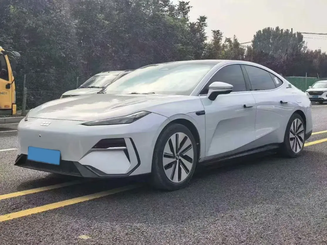 2024 GEELY GALAXY view 1