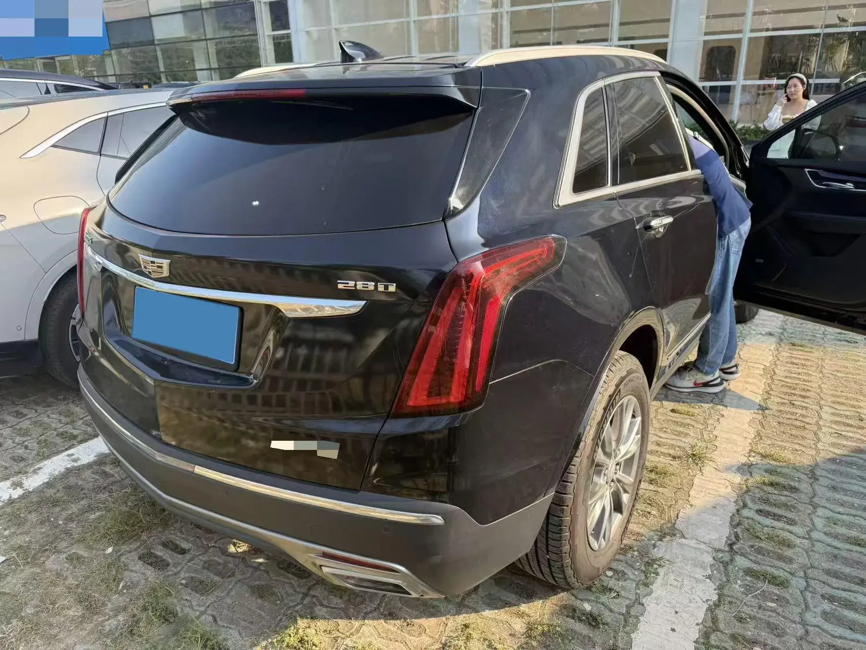 2020 CADILLAC XT5 thumbnail 4