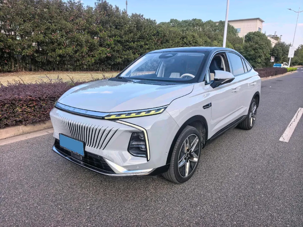 2022 Roewe Whale 2.0T 231HP L4 8AT,autocango,china used car exporter,china ev exporter,chinese used car exporter,chinese used ev exporter