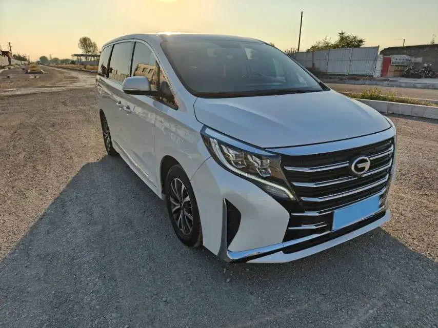 2021 GAC TRUMPCHI thumbnail 3
