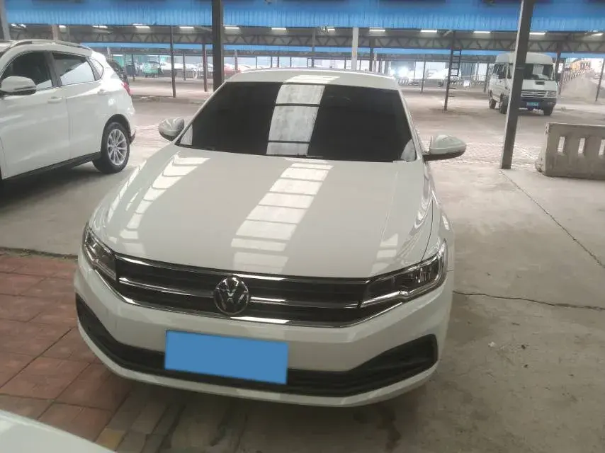 2021 VOLKSWAGEN BORA thumbnail 2