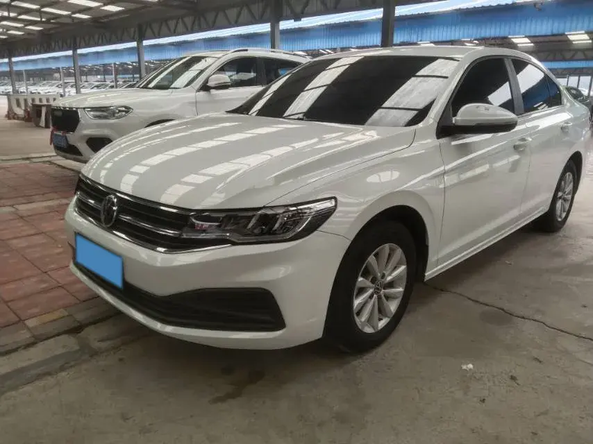 2021 VOLKSWAGEN BORA view 1