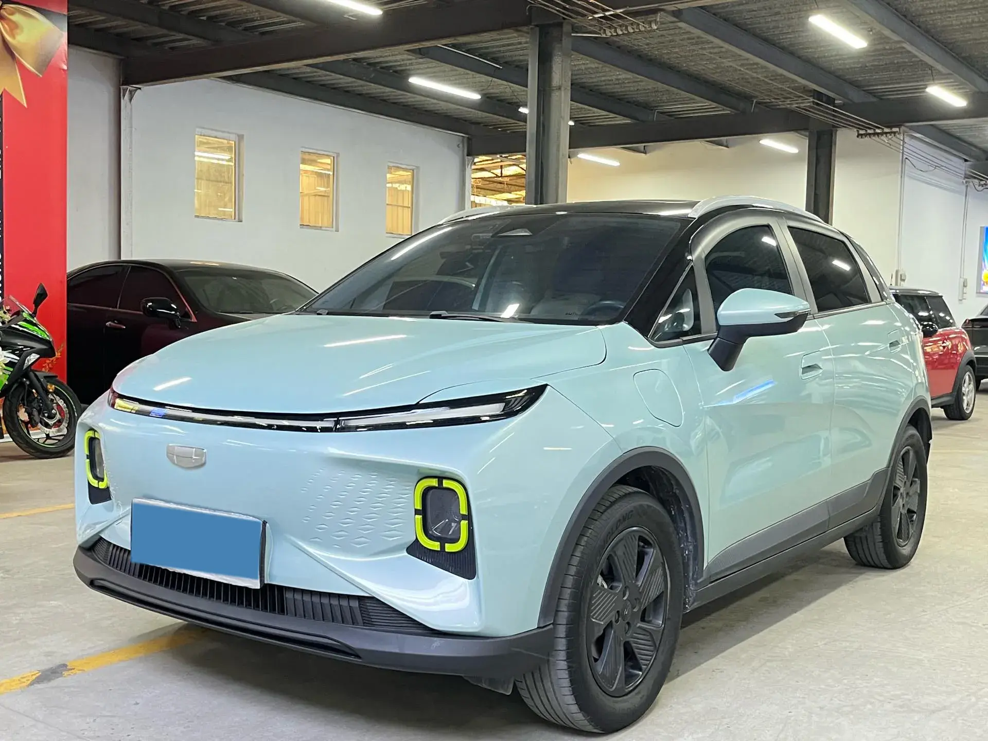 2022 GEOMETRY E view 1