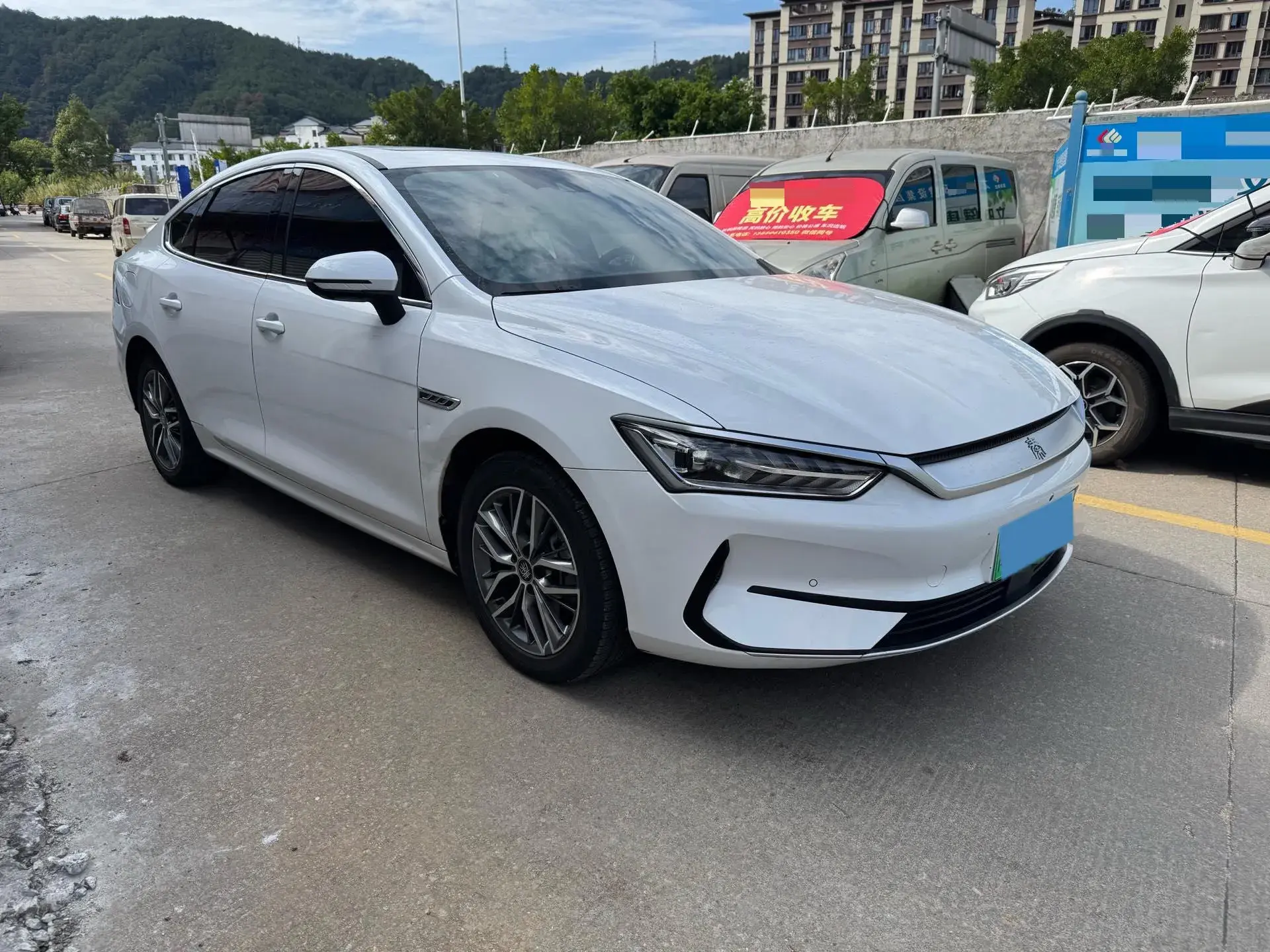 2021 BYD QIN thumbnail 3