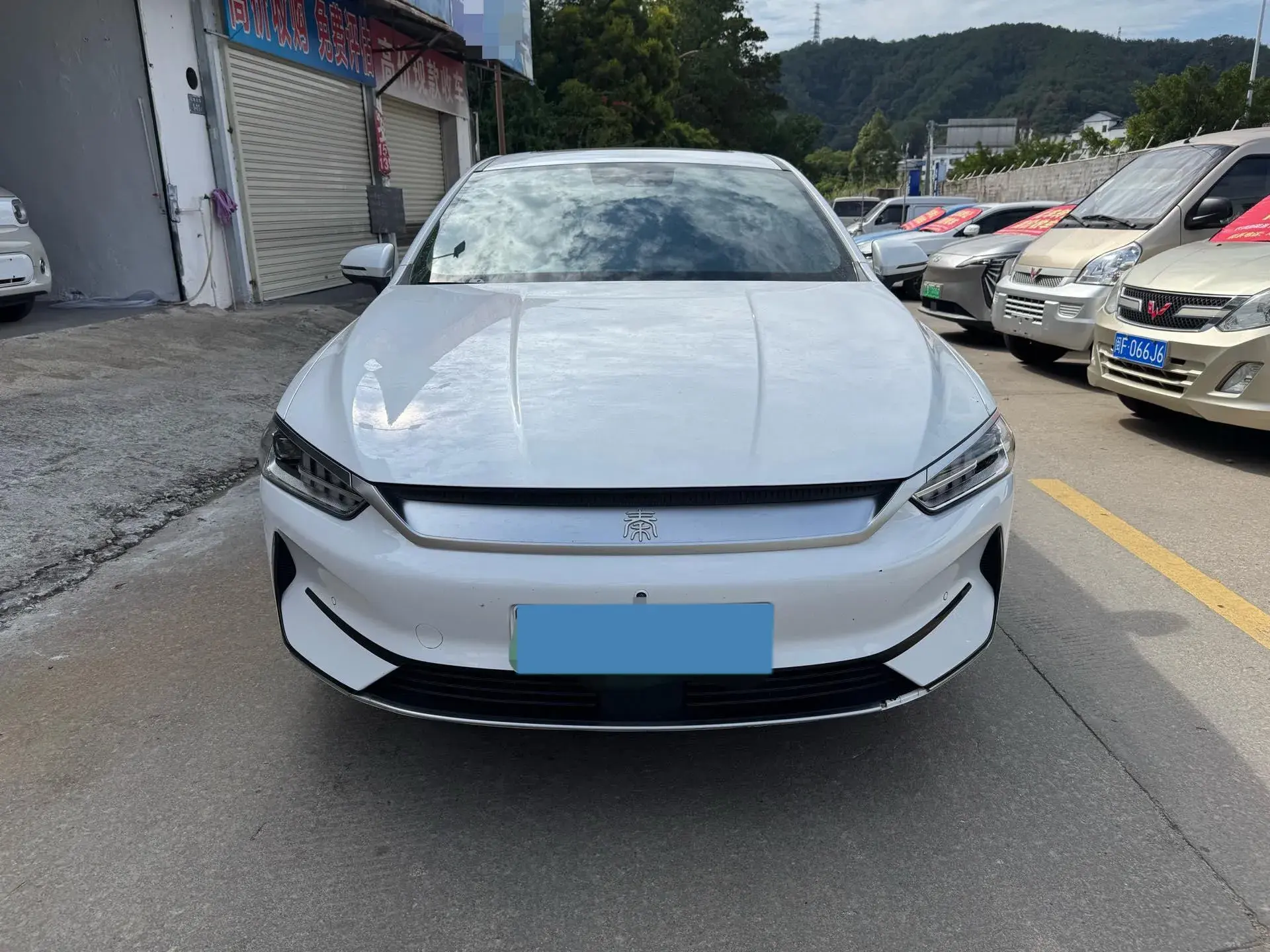 2021 BYD QIN thumbnail 2