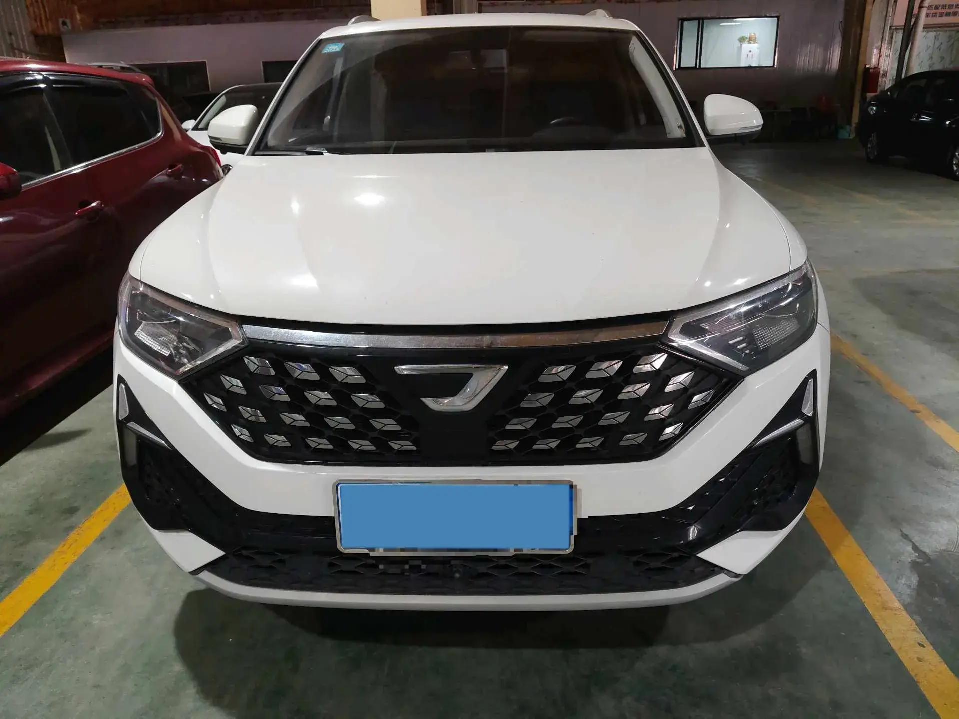 2023 JETTA VS5 thumbnail 4