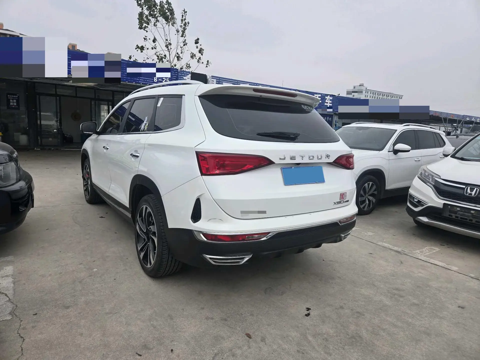 2019 JETOUR X90 thumbnail 4