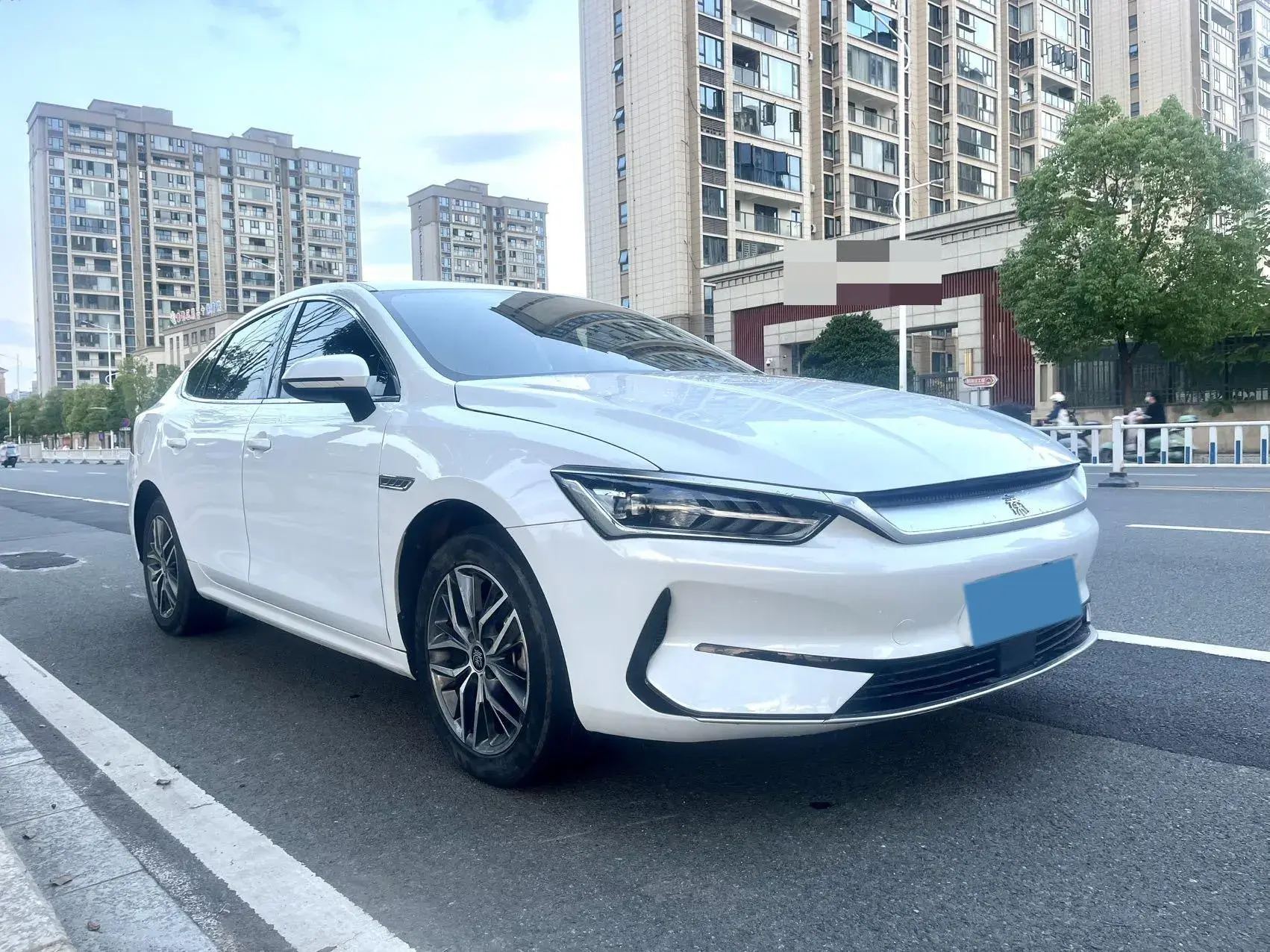 2023 BYD QIN thumbnail 3