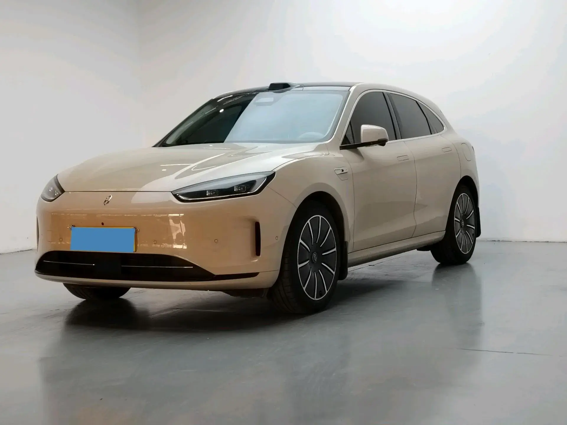 2023 AITO AITO view 1