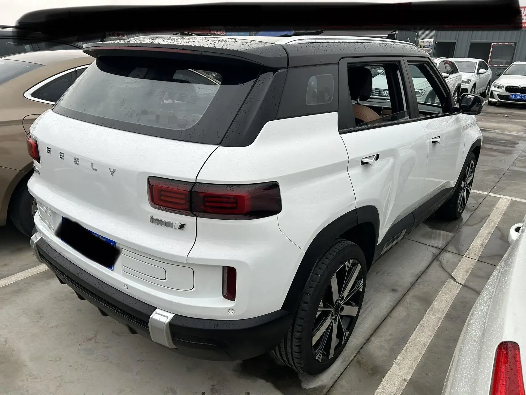 2023 GEELY ICON thumbnail 4