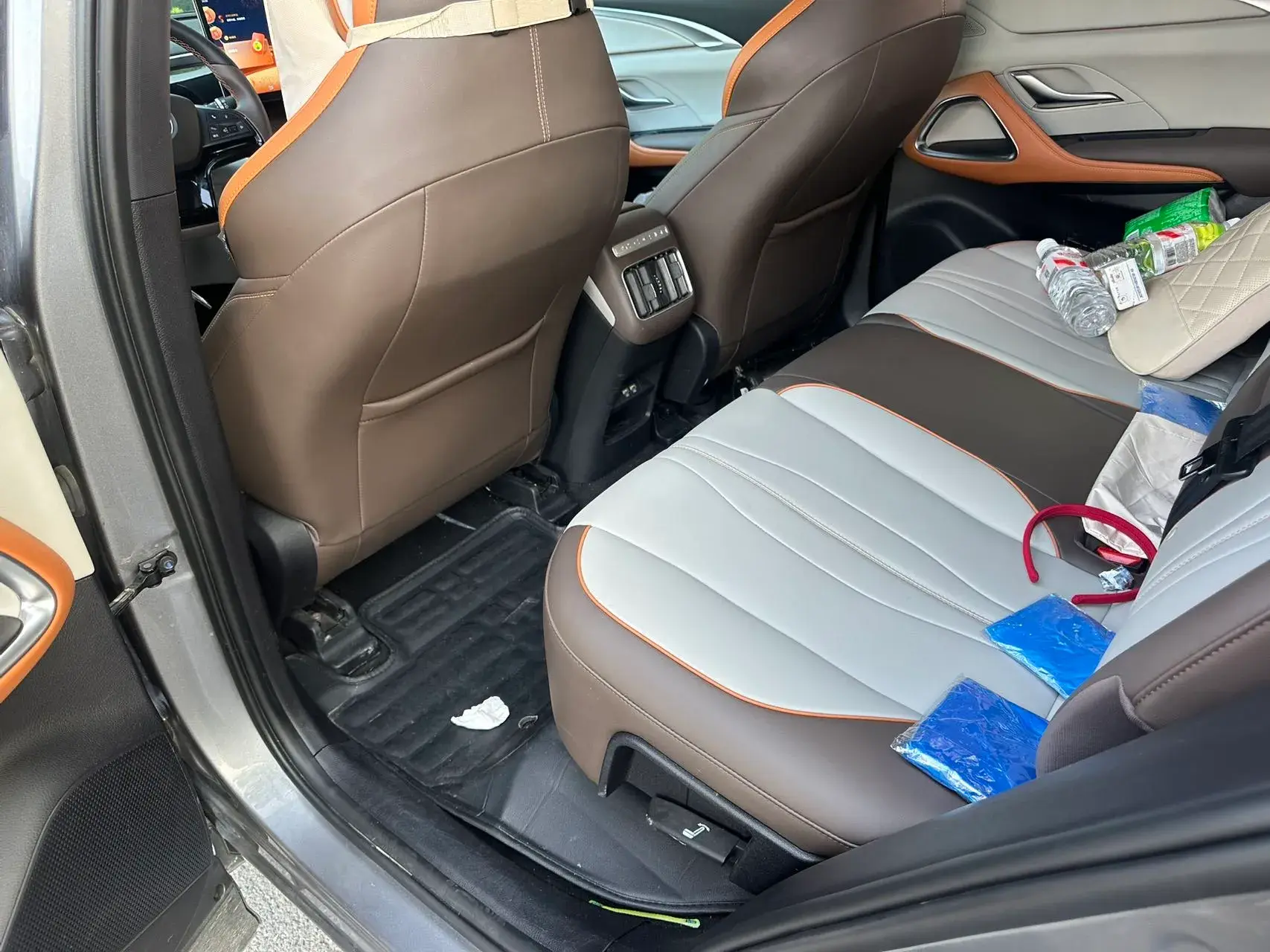 2022 BYD SONG thumbnail 3