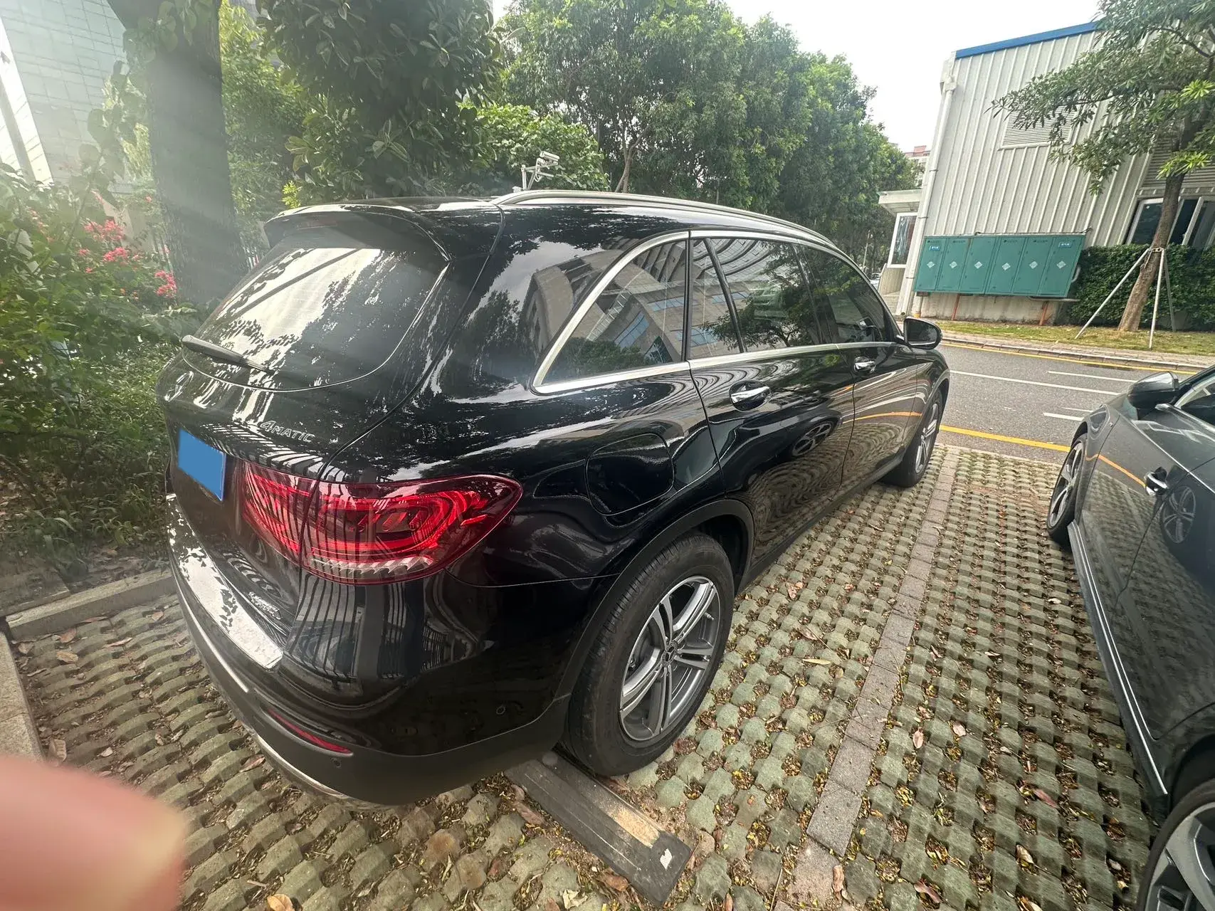 2021 MERCEDES-BENZ GLC thumbnail 3