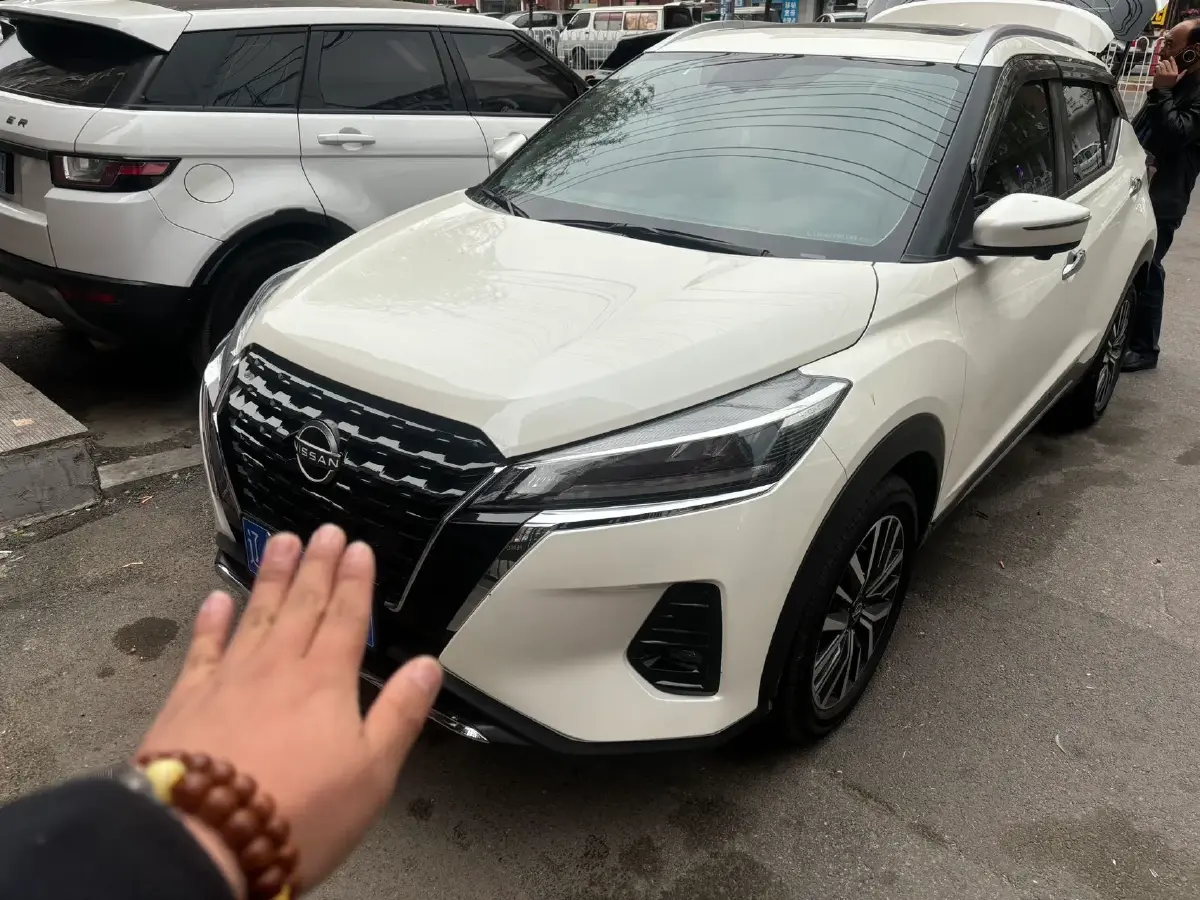 2023 Nissan Kicks 1.5L 122HP L4 CVT