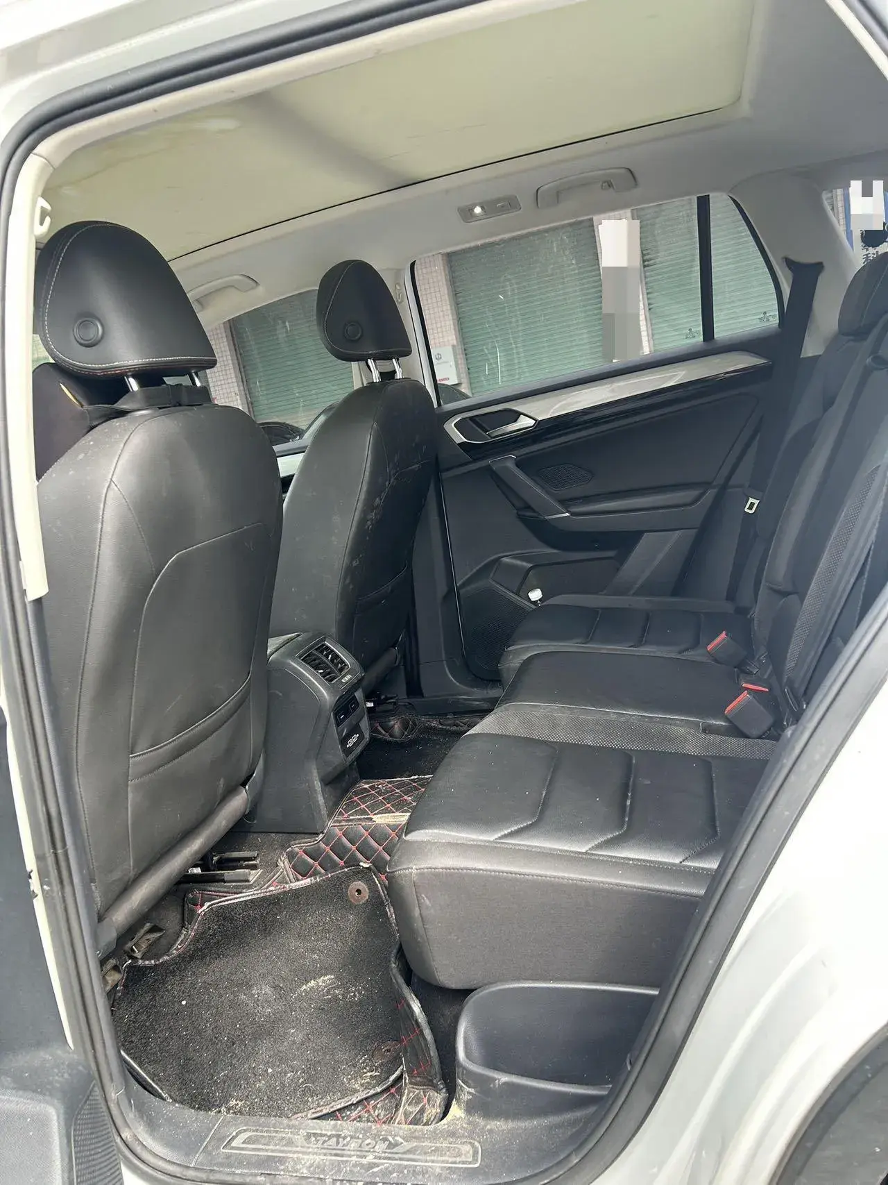 2019 VOLKSWAGEN TAYRON thumbnail 4