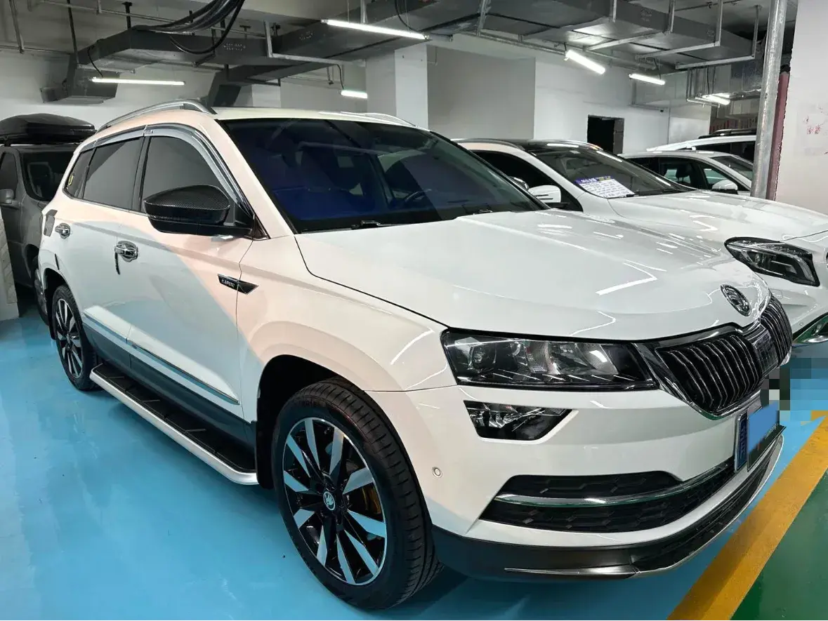 2019 SKODA KAROQ thumbnail 2
