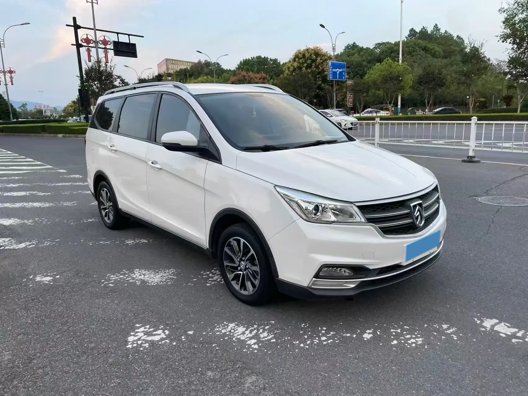 2021 BAOJUN 730 thumbnail 3