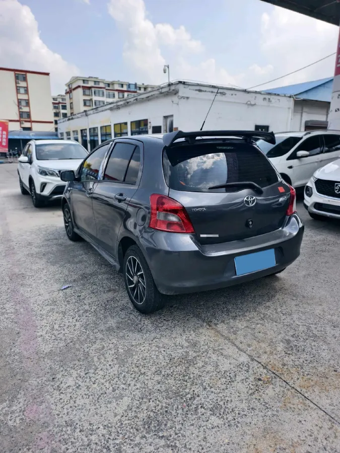 2011 Toyota Yaris 1.6L 118HP L4 4AT,autocango,china used car exporter,china ev exporter,chinese used car exporter,chinese used ev exporter