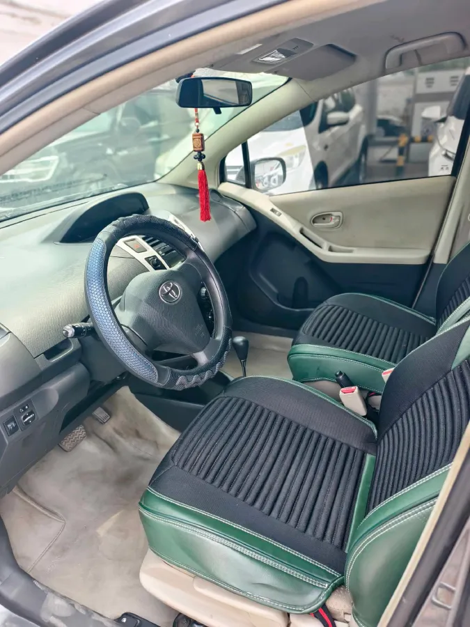 2011 Toyota Yaris 1.6L 118HP L4 4AT,autocango,china used car exporter,china ev exporter,chinese used car exporter,chinese used ev exporter