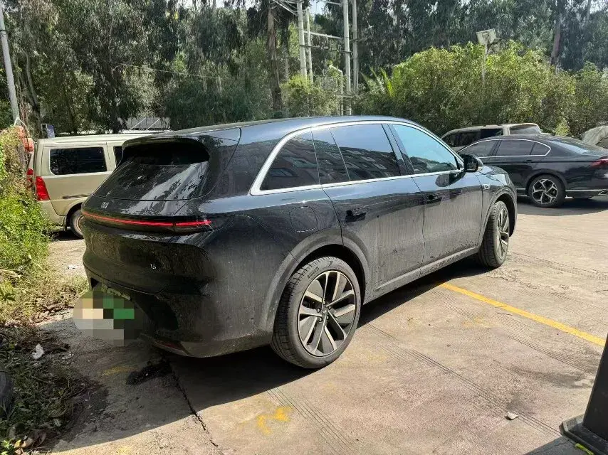 2024 LI L6 thumbnail 3