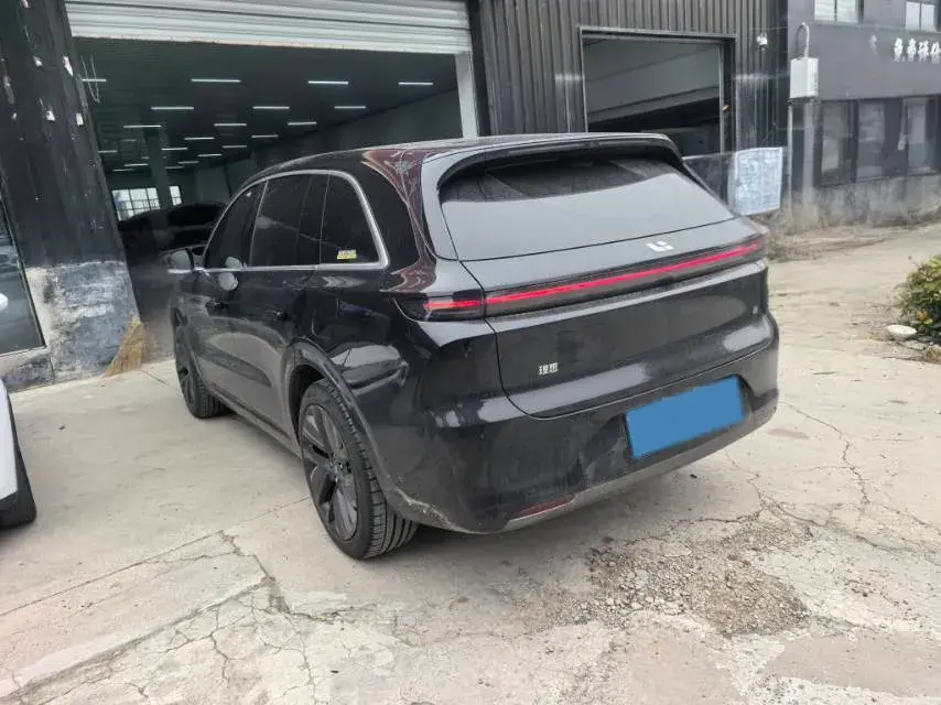 2024 LI L6 thumbnail 3