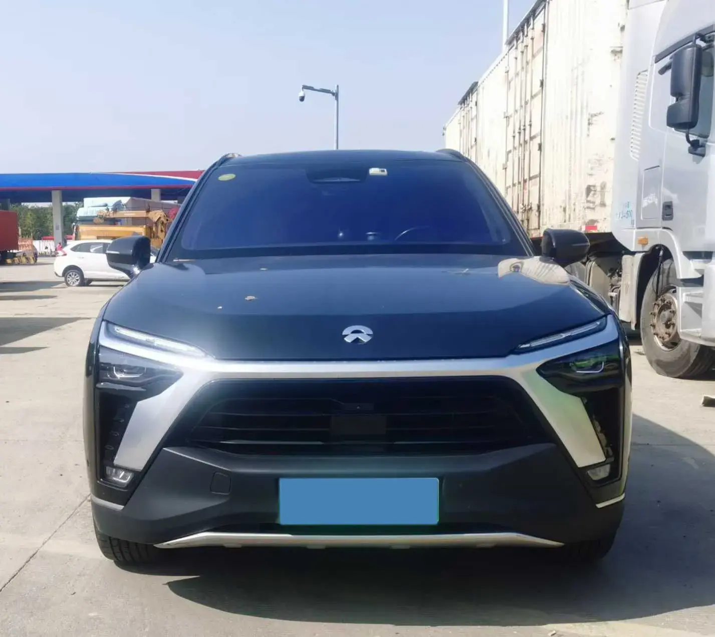 2020 NIO ES8 thumbnail 2