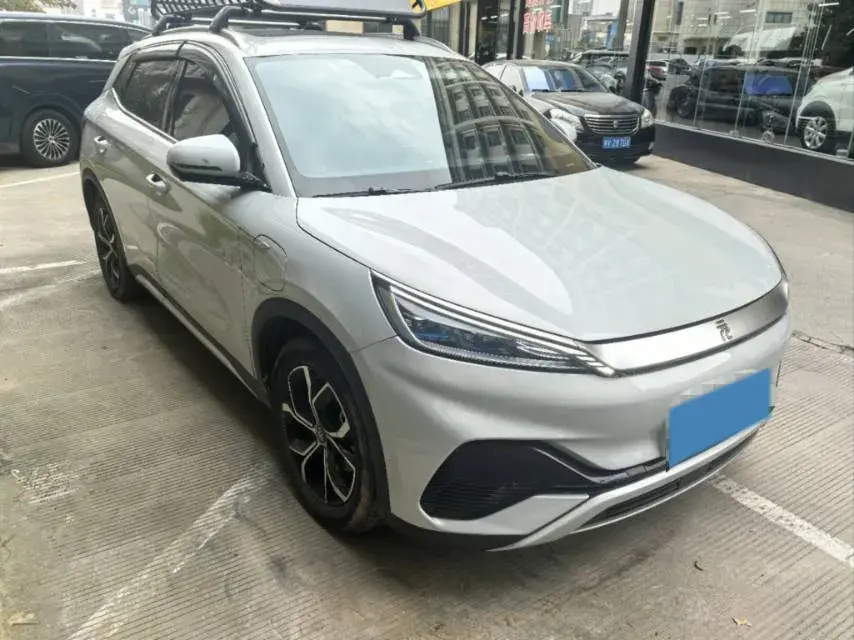 2023 BYD YUAN thumbnail 2