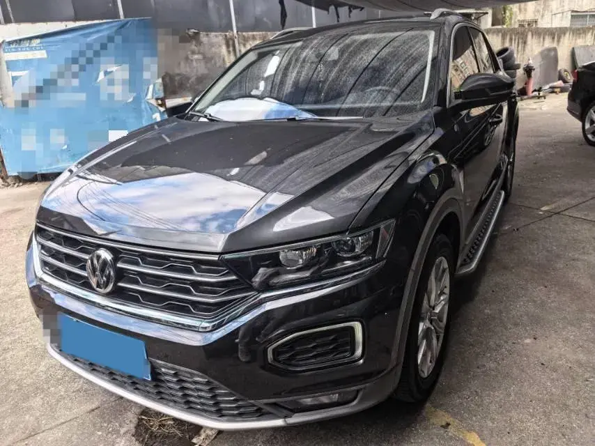 2020 VOLKSWAGEN T-ROC view 1