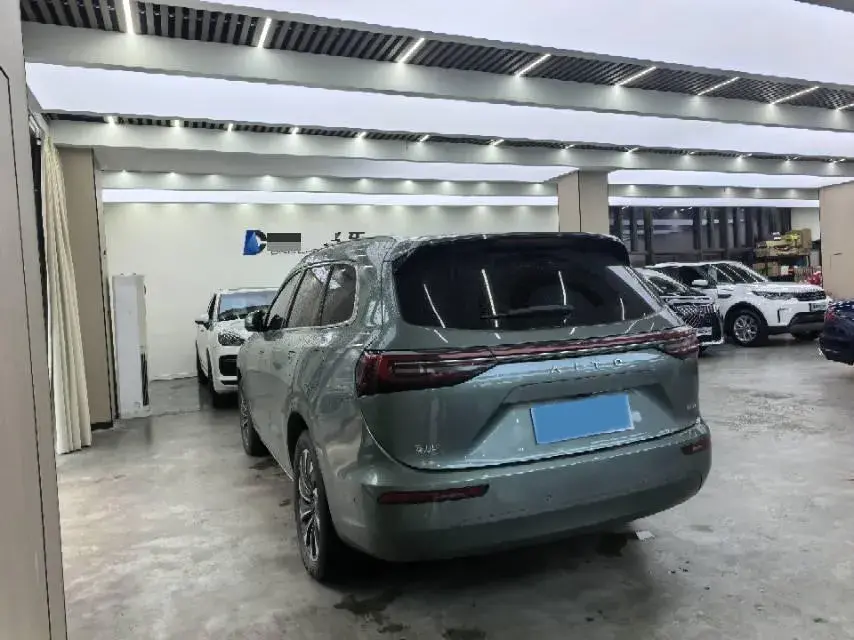 2022 AITO AITO thumbnail 3