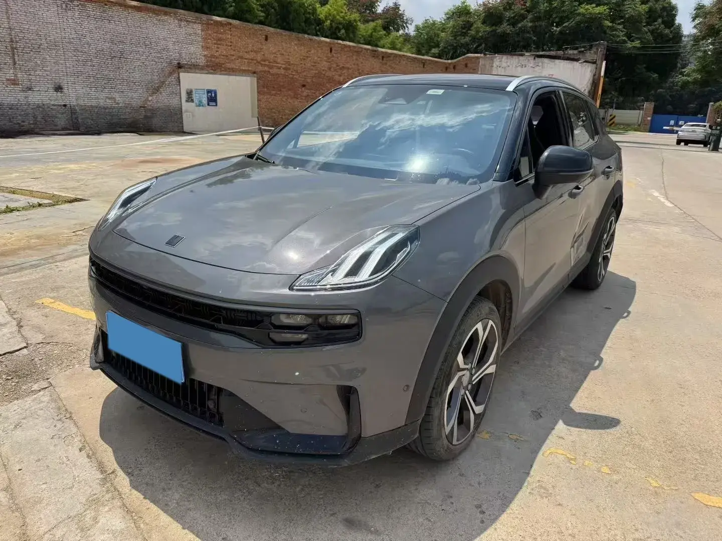 2023 LYNK&CO 06 view 1