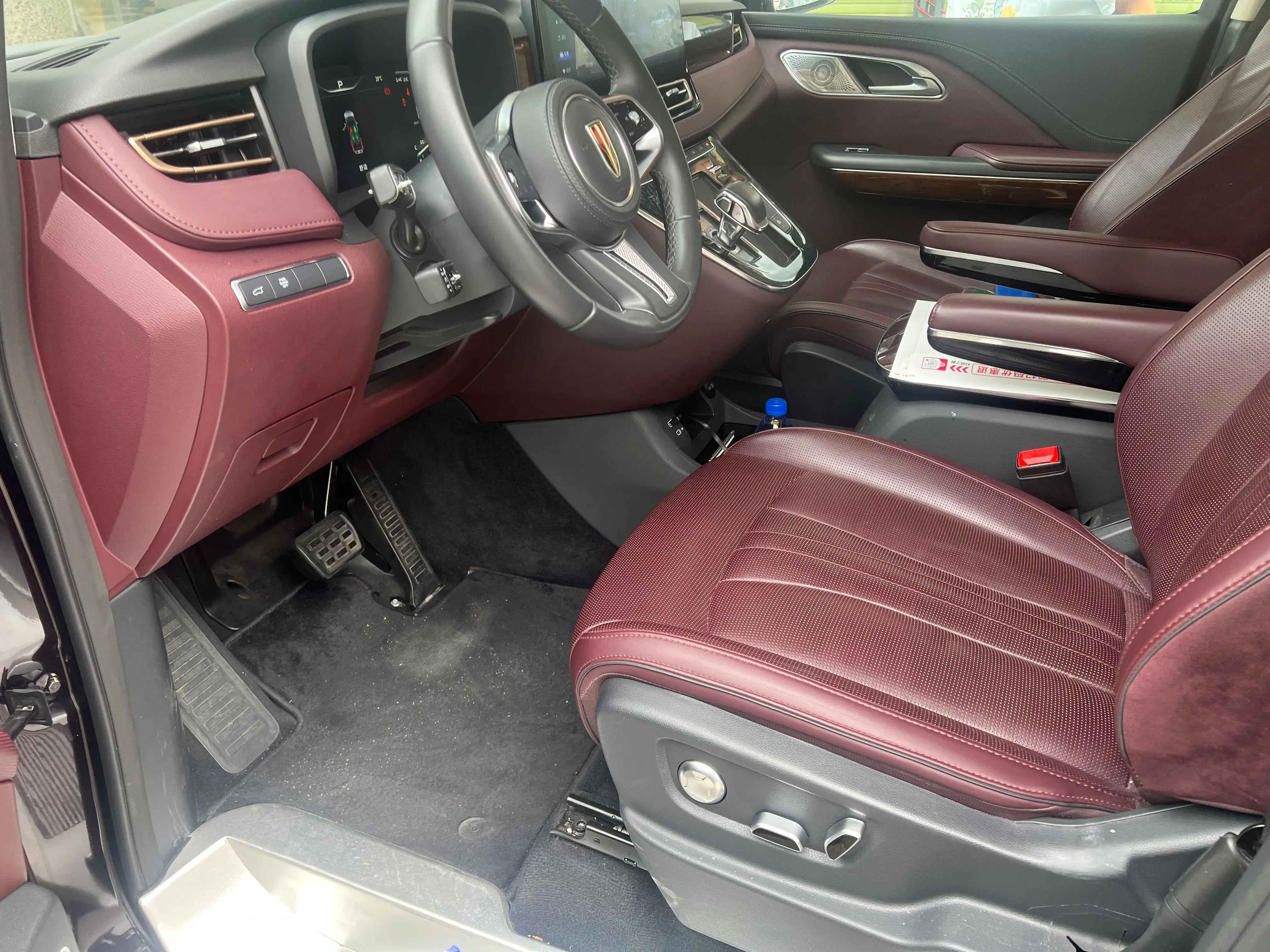 2023 HONGQI HQ9 thumbnail 2