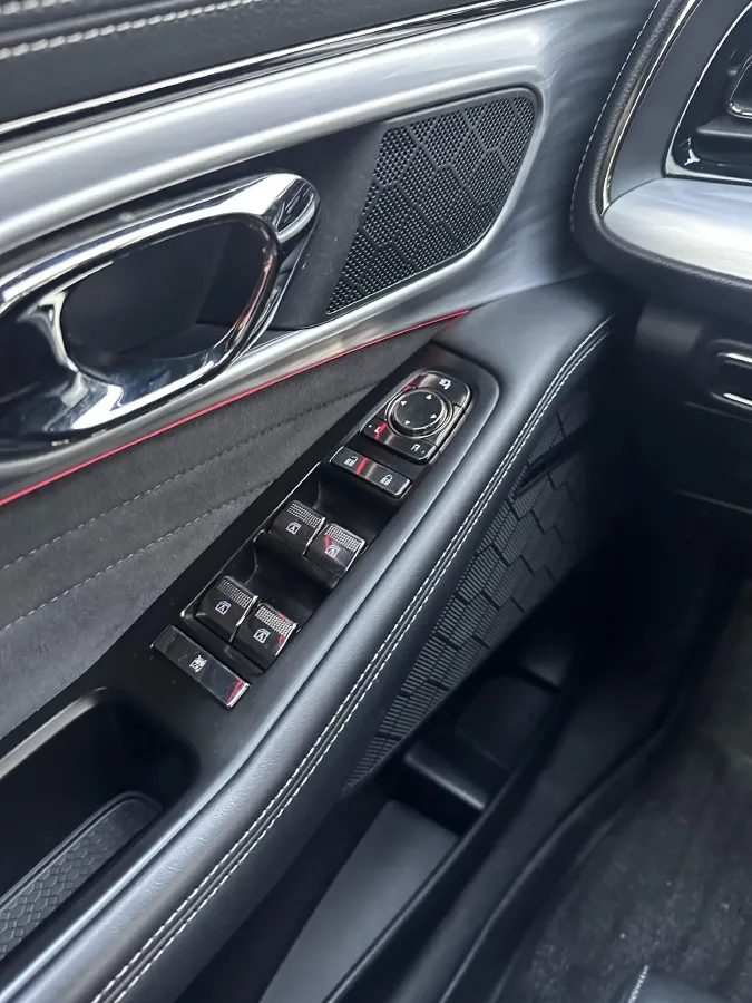 2022 GAC Trumpchi GS8 2.0T 190HP L4 E-CVT Hybrid,autocango,china used car exporter,china ev exporter,chinese used car exporter,chinese used ev exporter